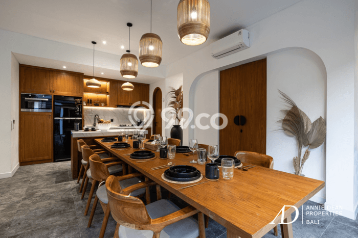Vila Kawasan , Dimensi 250m2m², Cocok untuk beragam kebutuhan Vila Kawasan , Dimensi 250m2m², Cocok untuk beragam kebutuhan