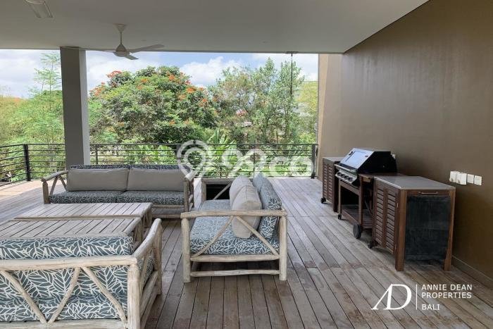 Vila Terawat Kawasan Canggu, Ukuran 2750m2m², Lingkungan Tenang dan aman Vila Terawat Kawasan Canggu, Ukuran 2750m2m², Lingkungan Tenang dan aman