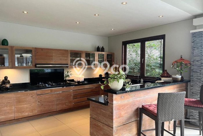 Vila Kawasan , Luas 455m2m², Lokasi Premium Vila Kawasan , Luas 455m2m², Lokasi Premium