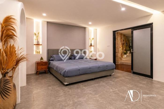 For Sale! Vila di , Luas 250m2m², Akses ke Pusat Kota For Sale! Vila di , Luas 250m2m², Akses ke Pusat Kota