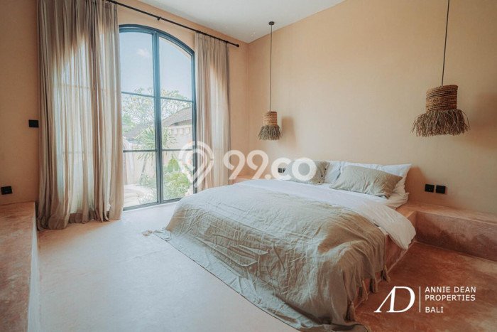 Vila Terawat Kawasan , Dimensi 177m2m², Lokasi Strategis dengan akses mudah Vila Terawat Kawasan , Dimensi 177m2m², Lokasi Strategis dengan akses mudah