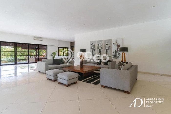 Vila Berkembang di , Area 1200m2m², Area Nyaman untuk keluarga Vila Berkembang di , Area 1200m2m², Area Nyaman untuk keluarga