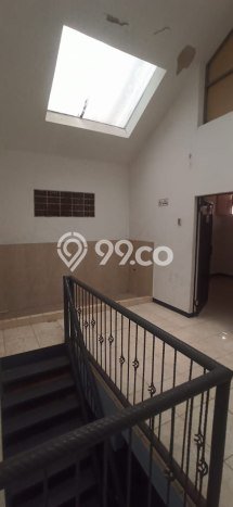 Hunian Cantik Modern Lb 240m2 di Rungkut, Surabaya Hunian Cantik Modern Lb 240m2 di Rungkut, Surabaya