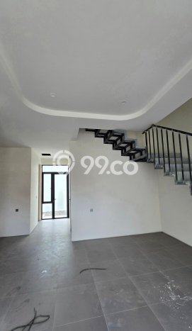 Jual Rumah Bagus Siap Huni LB 125m2 di Sukolilo, Surabaya Jual Rumah Bagus Siap Huni LB 125m2 di Sukolilo, Surabaya