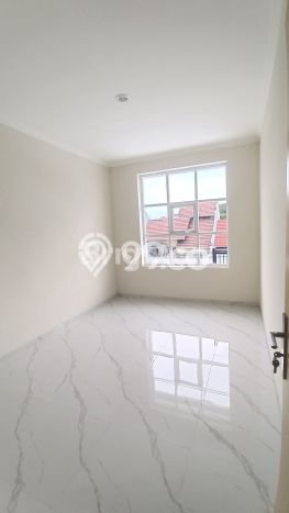Rumah Minimalis 3 KT di Ketintang Surabaya Unfurnished Rumah Minimalis 3 KT di Ketintang Surabaya Unfurnished