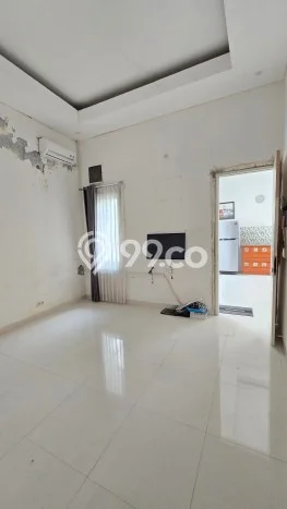Disewakan! Rumah 3 Kamar Tidur &
2 Kamar Mandi di Pondok Tjandra, Sidoarjo Disewakan! Rumah 3 Kamar Tidur &
2 Kamar Mandi di Pondok Tjandra, Sidoarjo