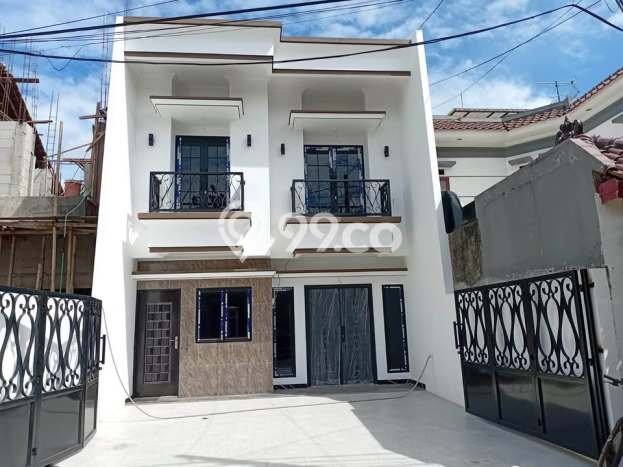 Dijual Rumah Premium dengan Fasilitas Sekitar Lengkap di Duren Sawit, Jakarta Timur Dijual Rumah Premium dengan Fasilitas Sekitar Lengkap di Duren Sawit, Jakarta Timur