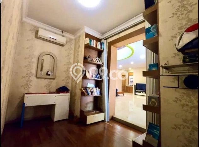 Hunian Mewah LB 500m2 Siap Pakai Desain Elegan di Jati Padang, Jakarta Selatan Hunian Mewah LB 500m2 Siap Pakai Desain Elegan di Jati Padang, Jakarta Selatan