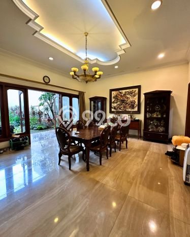 Rumah Mewah Siap Huni LT 527m2 di Menteng, Jakarta Pusat Rumah Mewah Siap Huni LT 527m2 di Menteng, Jakarta Pusat