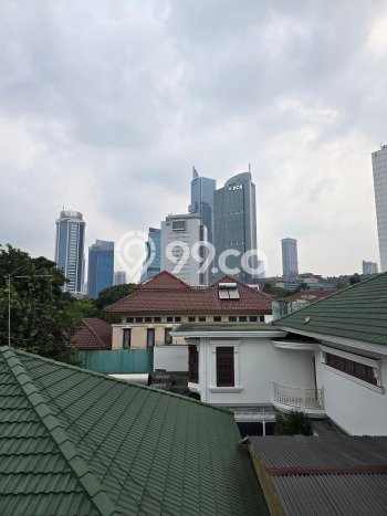 Rumah lokasi Menteng, Jakarta Pusat, Luas 242m² LB 350m² Rumah lokasi Menteng, Jakarta Pusat, Luas 242m² LB 350m²