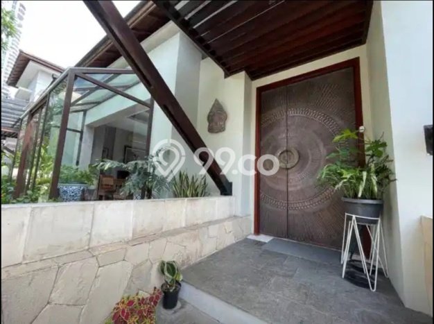 Hunian Elit LB 513m2 Siap Huni Desain Elegan di Kemang, Jakarta Selatan Hunian Elit LB 513m2 Siap Huni Desain Elegan di Kemang, Jakarta Selatan