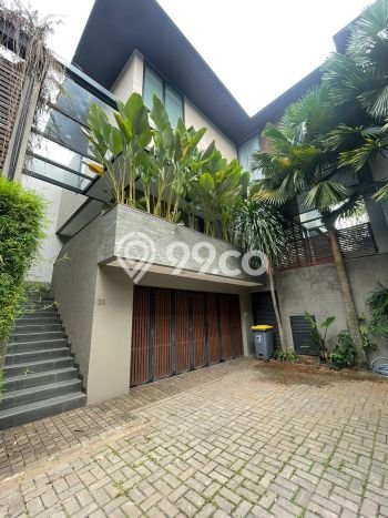 Rumah Mewah Akses Mudah di Jakarta Selatan Rumah Mewah Akses Mudah di Jakarta Selatan