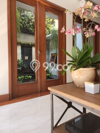 Dijual Rumah Premium dengan Fasilitas Sekitar Lengkap di Cilandak, Jakarta Selatan Dijual Rumah Premium dengan Fasilitas Sekitar Lengkap di Cilandak, Jakarta Selatan