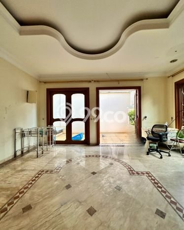 Rumah Mewah Siap Huni LT 527m2 di Menteng, Jakarta Pusat Rumah Mewah Siap Huni LT 527m2 di Menteng, Jakarta Pusat