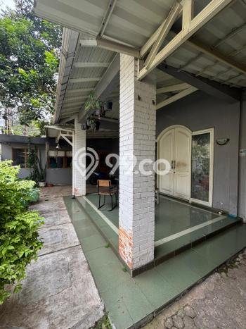 Dijual Rumah Premium dengan Fasilitas Sekitar Komplit di Cilandak, Jakarta Selatan Dijual Rumah Premium dengan Fasilitas Sekitar Komplit di Cilandak, Jakarta Selatan