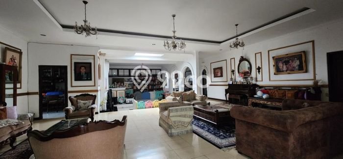 Rumah Premium di Jakarta Selatan Strategis Kondisi Terawat Rumah Premium di Jakarta Selatan Strategis Kondisi Terawat