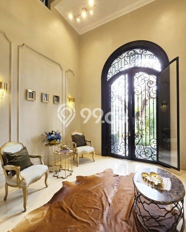 Hot Offer Hunian Premium Ideal dan Luas di Kebayoran Baru, Jakarta Selatan Hot Offer Hunian Premium Ideal dan Luas di Kebayoran Baru, Jakarta Selatan