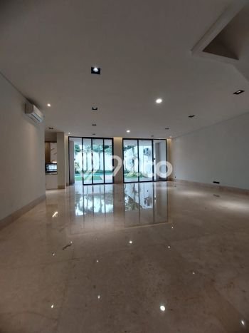 Hunian Super Mewah dengan Akses Paling Strategis di Kemang, Jakarta Selatan Hunian Super Mewah dengan Akses Paling Strategis di Kemang, Jakarta Selatan