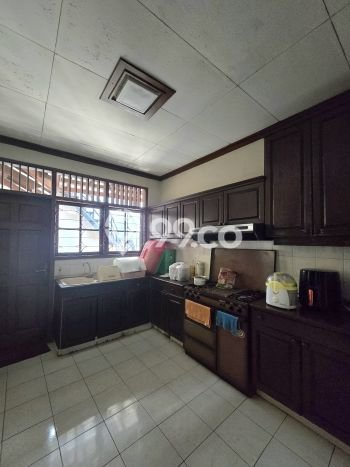 Dijual Hunian Mewah dengan Fasilitas Sekitar Komplit di Kebayoran Baru, Jakarta Selatan Dijual Hunian Mewah dengan Fasilitas Sekitar Komplit di Kebayoran Baru, Jakarta Selatan