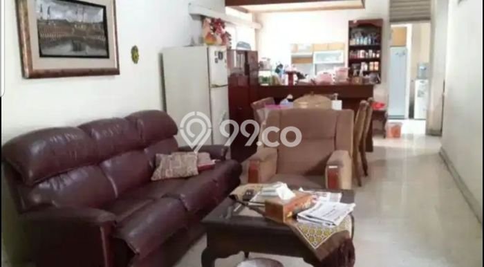 FEATURED! Rumah Nyaman di Menteng, LT 555m² Bangunan 600m² FEATURED! Rumah Nyaman di Menteng, LT 555m² Bangunan 600m²