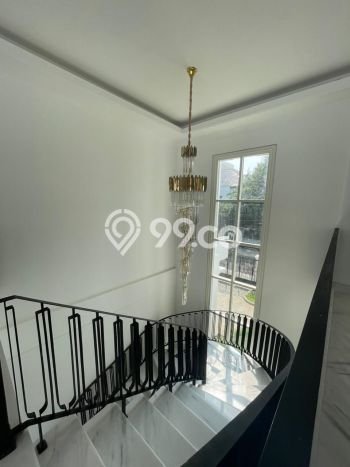 Hot Offer Hunian Mewah Ideal dan Luas di Menteng, Jakarta Pusat Hot Offer Hunian Mewah Ideal dan Luas di Menteng, Jakarta Pusat