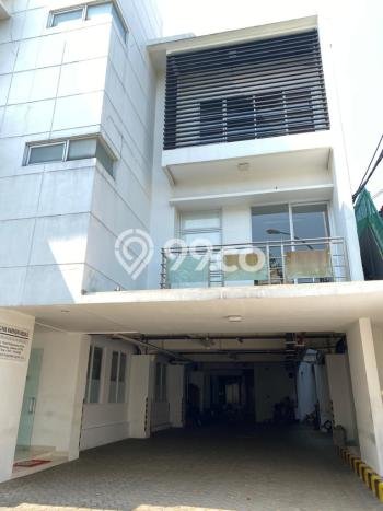LOKASI STRATEGIS! Komersial Kawasan Menteng, Luas 1500m2m², Akses Utama LOKASI STRATEGIS! Komersial Kawasan Menteng, Luas 1500m2m², Akses Utama
