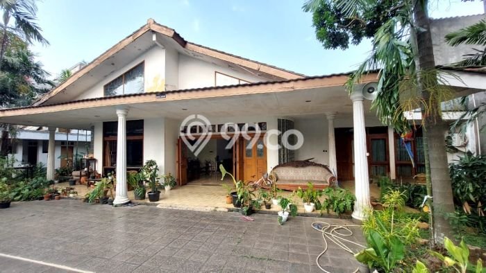 Dijual Hunian Mewah dengan Fasilitas Sekitar Komplit di Kebayoran Baru, Jakarta Selatan Dijual Hunian Mewah dengan Fasilitas Sekitar Komplit di Kebayoran Baru, Jakarta Selatan