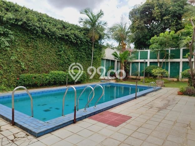 KESEMPATAN EMAS! Rumah area Kemang, Jakarta Selatan, LT 740m² Bangunan 340m² KESEMPATAN EMAS! Rumah area Kemang, Jakarta Selatan, LT 740m² Bangunan 340m²