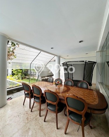 Best Deal Hunian Mewah Ideal dan Luas di Kebayoran Baru, Jakarta Selatan Best Deal Hunian Mewah Ideal dan Luas di Kebayoran Baru, Jakarta Selatan