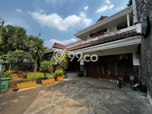 Rumah kawasan Kebayoran Lama, Jakarta Selatan, Luas 483m² LB 355m² Rumah kawasan Kebayoran Lama, Jakarta Selatan, Luas 483m² LB 355m²