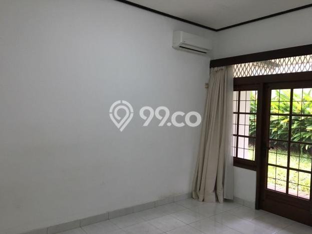 Rumah Elit LB 218m2 Siap Pakai Desain Elegan di Cipete, Jakarta Selatan Rumah Elit LB 218m2 Siap Pakai Desain Elegan di Cipete, Jakarta Selatan