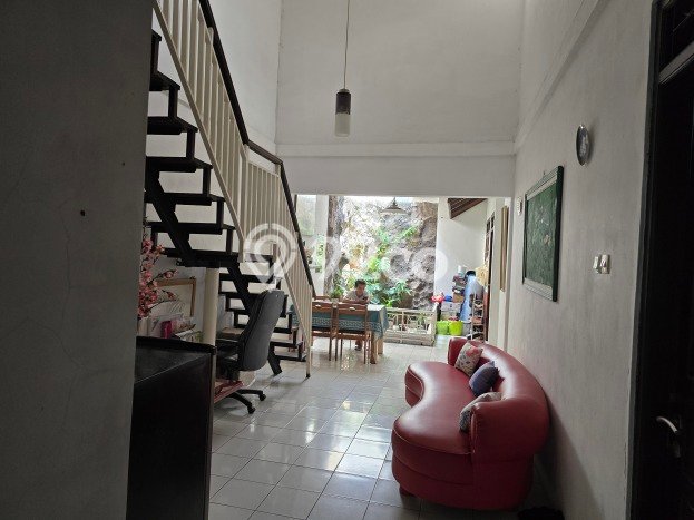 HARGA SPECIAL! Rumah Asri di Kebayoran Baru, Jakarta Selatan, Luas 248m² Bangunan 230m² BISA KPR! HARGA SPECIAL! Rumah Asri di Kebayoran Baru, Jakarta Selatan, Luas 248m² Bangunan 230m² BISA KPR!