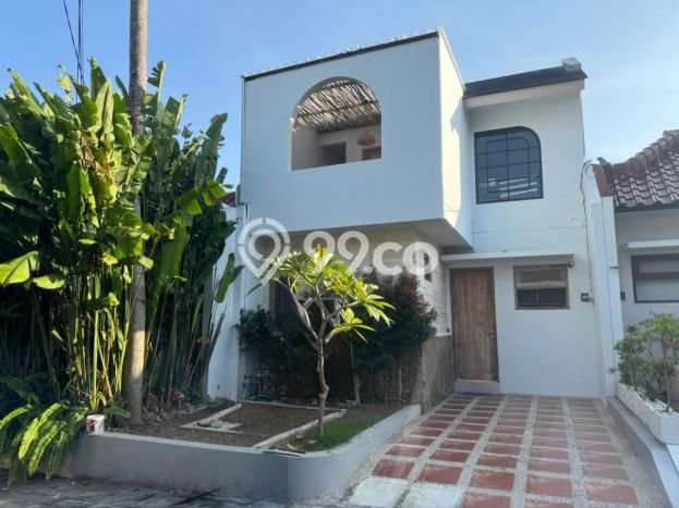 Peluang Langka! Vila Kawasan , Ukuran 105m2m², Lokasi Premium akses ke berbagai fasilitas Peluang Langka! Vila Kawasan , Ukuran 105m2m², Lokasi Premium akses ke berbagai fasilitas