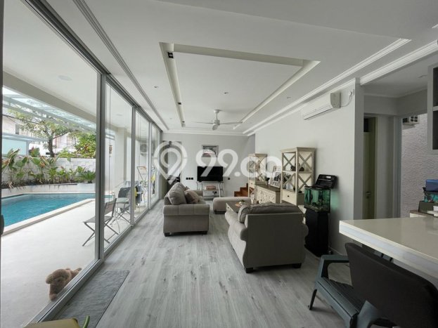 Vila Terawat Kawasan Kuta, Ukuran 203m2m², Posisi Strategis dengan jalan bagus Vila Terawat Kawasan Kuta, Ukuran 203m2m², Posisi Strategis dengan jalan bagus