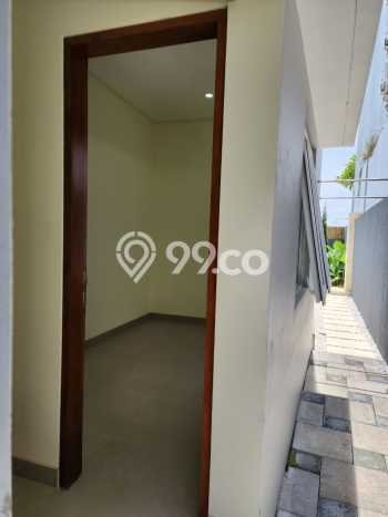 Vila di , Area 300m2m², Area Strategis Vila di , Area 300m2m², Area Strategis