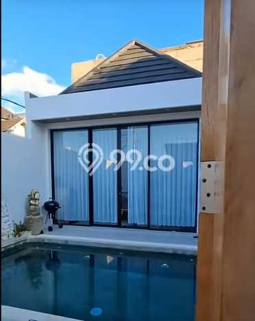 DIJUAL! Vila Kawasan , Area 200m2m², Posisi Strategis DIJUAL! Vila Kawasan , Area 200m2m², Posisi Strategis