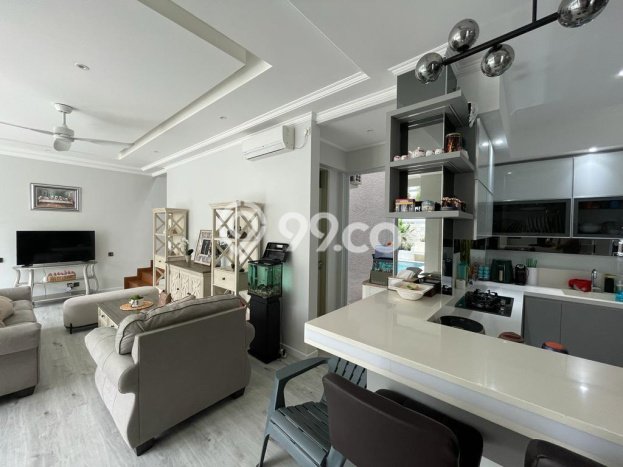 Vila Terawat Kawasan Kuta, Ukuran 203m2m², Posisi Strategis dengan jalan bagus Vila Terawat Kawasan Kuta, Ukuran 203m2m², Posisi Strategis dengan jalan bagus