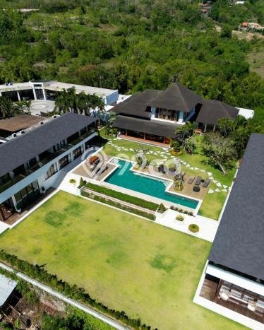 KESEMPATAN EMAS! Vila Kawasan , Dimensi 3318m2m², Kawasan Berkembang dengan prospek naik KESEMPATAN EMAS! Vila Kawasan , Dimensi 3318m2m², Kawasan Berkembang dengan prospek naik