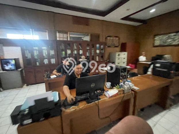 Unit Kantor Paling Strategis di Kuta Badung dengan LB 1600m2 Unit Kantor Paling Strategis di Kuta Badung dengan LB 1600m2
