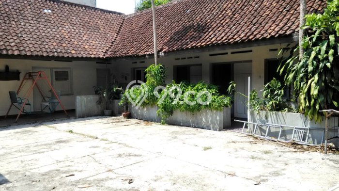 Komersial di Sumurbandung, Luas 400m², Area Bisnis, Ready Operasi Komersial di Sumurbandung, Luas 400m², Area Bisnis, Ready Operasi