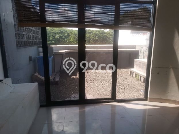 Unit Ruko Disewakan di Sektor 9-Bintaro di Area Ramai & Strategis Unit Ruko Disewakan di Sektor 9-Bintaro di Area Ramai & Strategis