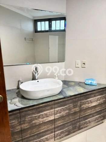 Sewa Rumah Murah di Permata Hijau Jakarta Selatan dengan 7 KT Sewa Rumah Murah di Permata Hijau Jakarta Selatan dengan 7 KT