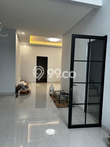 Disewakan! Rumah 4 Kamar Tidur &
2 Kamar Mandi di Alam Sutera, Tangerang Disewakan! Rumah 4 Kamar Tidur &
2 Kamar Mandi di Alam Sutera, Tangerang