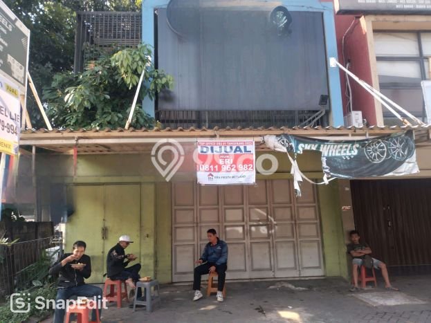 Ruko Dijual di Tangerang Selatan LT 87m2 & LB 118m2 Lokasi Terbaik! Ruko Dijual di Tangerang Selatan LT 87m2 & LB 118m2 Lokasi Terbaik!