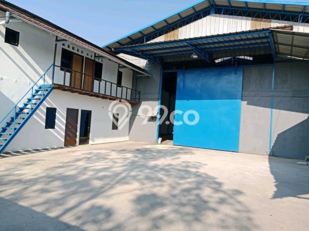 Unit Gudang Paling Strategis di Cipondoh Tangerang dengan LB 500m2 Unit Gudang Paling Strategis di Cipondoh Tangerang dengan LB 500m2