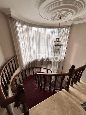 Sewa Rumah Murah di Permata Hijau Jakarta Selatan dengan 7 KT Sewa Rumah Murah di Permata Hijau Jakarta Selatan dengan 7 KT