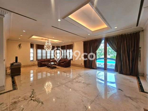 Jual Rumah Mewah Elegan Dengan View Eksklusif di Kedoya Baru, Jakarta Barat Jual Rumah Mewah Elegan Dengan View Eksklusif di Kedoya Baru, Jakarta Barat