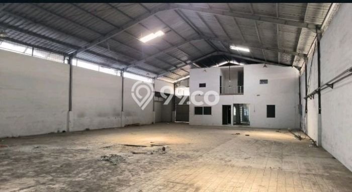 Disewakan Gudang komersial di Cipondoh luas bangunan 800m2 Disewakan Gudang komersial di Cipondoh luas bangunan 800m2