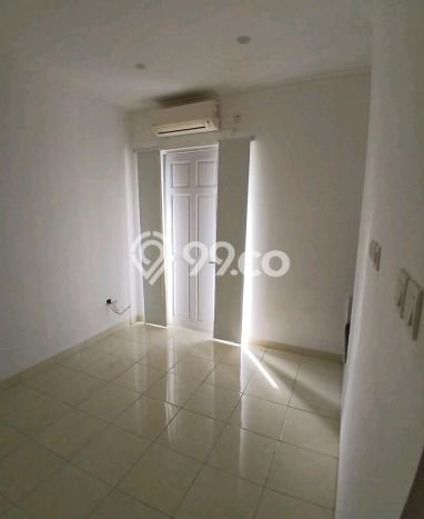 Hunian Mewah LB 194m2 Siap Huni Desain Elegan di Semanan, Jakarta Barat Hunian Mewah LB 194m2 Siap Huni Desain Elegan di Semanan, Jakarta Barat