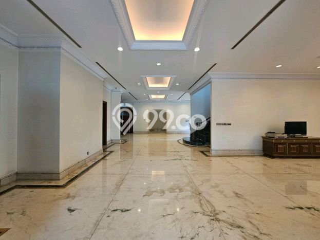 Jual Rumah Mewah Elegan Dengan View Eksklusif di Kedoya Baru, Jakarta Barat Jual Rumah Mewah Elegan Dengan View Eksklusif di Kedoya Baru, Jakarta Barat